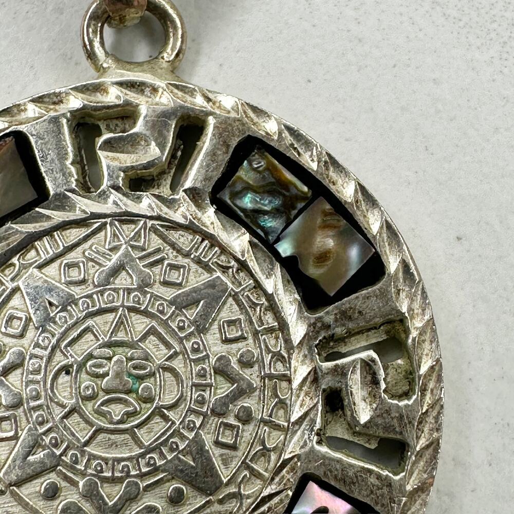 Vintage Sterling Silver 925 Reversible Mayan Calendar Inlay Pendant ✨ - Picture 11 of 12
